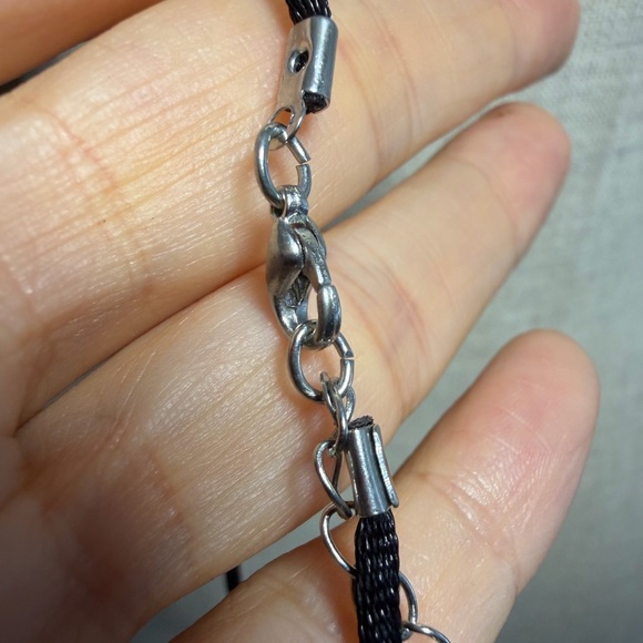 Vintage SXI 925 Italy Sterling Silver Teardrop Pendant Black Cord Necklace - Picture 8 of 13